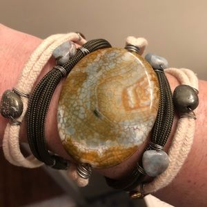 Earthy magnetic bracelet with huge stone